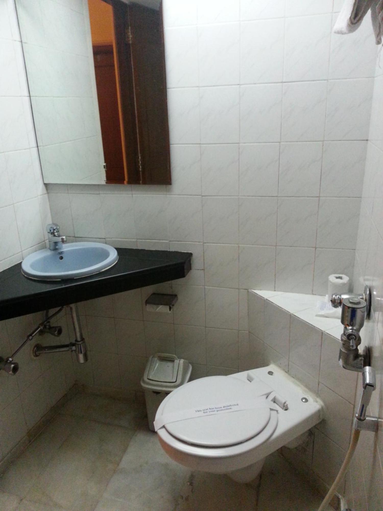 Hotel Ashray International, Sion - Near Bkc Mumbai Ngoại thất bức ảnh