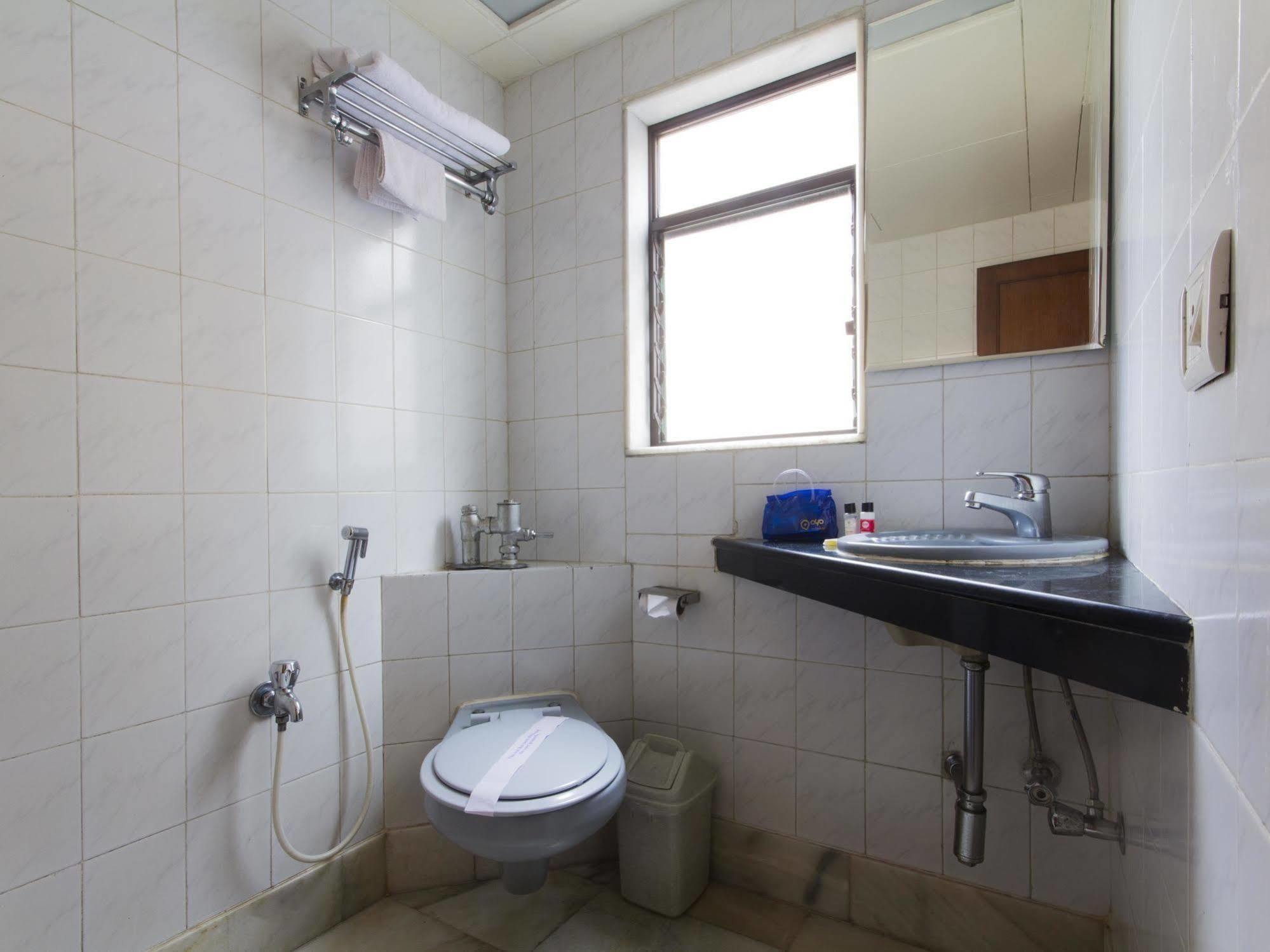 Hotel Ashray International, Sion - Near Bkc Mumbai Ngoại thất bức ảnh