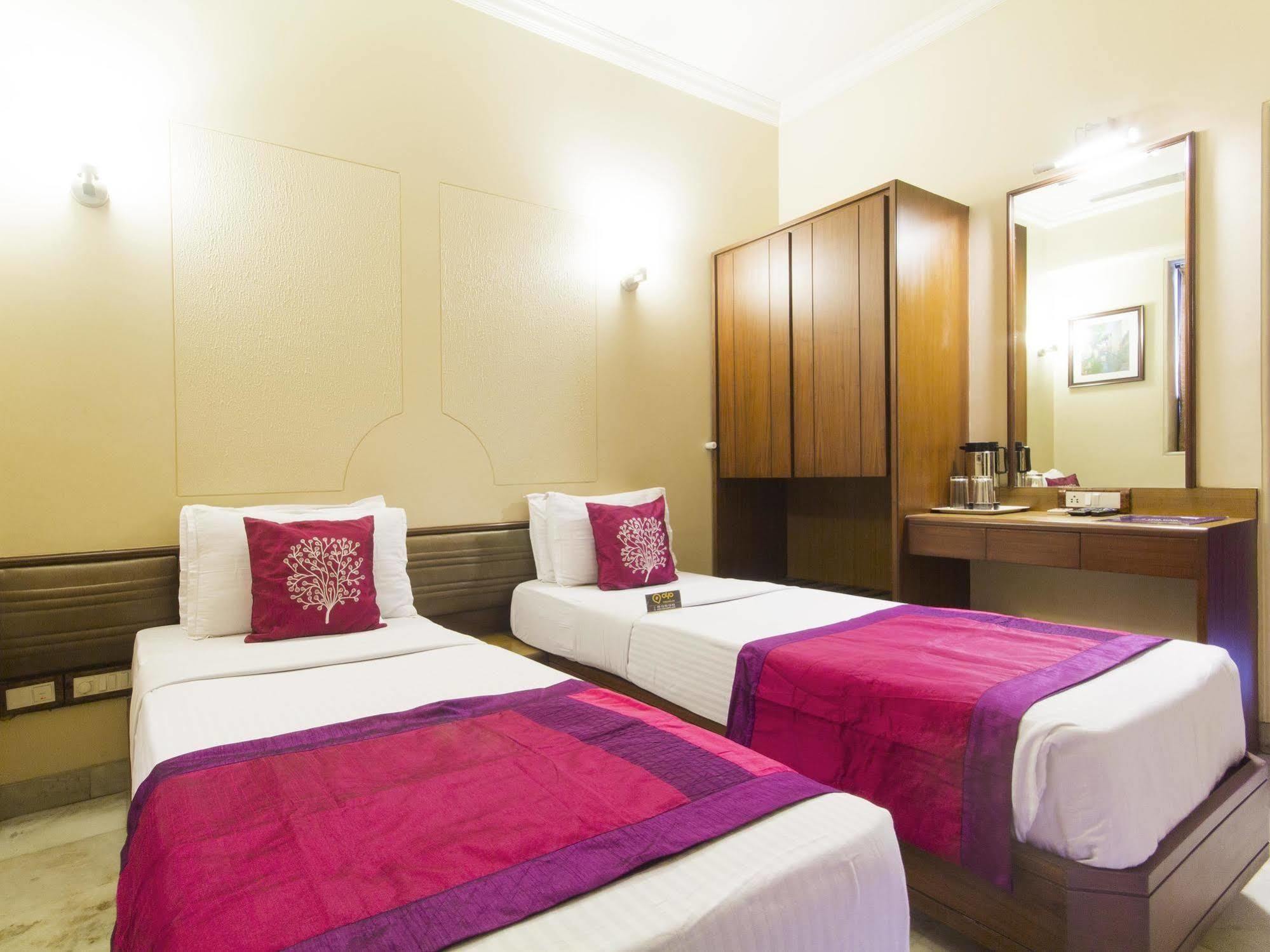 Hotel Ashray International, Sion - Near Bkc Mumbai Ngoại thất bức ảnh