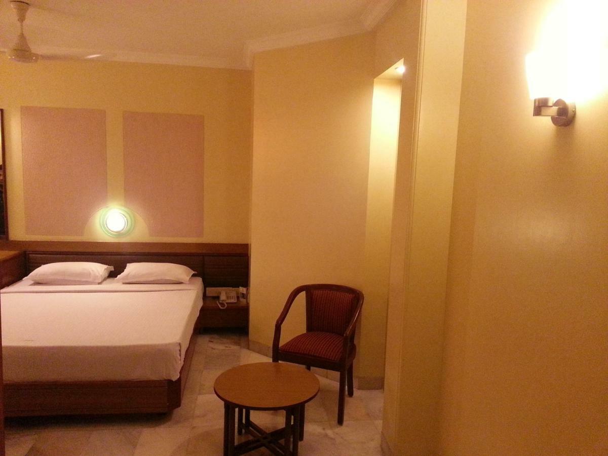 Hotel Ashray International, Sion - Near Bkc Mumbai Ngoại thất bức ảnh