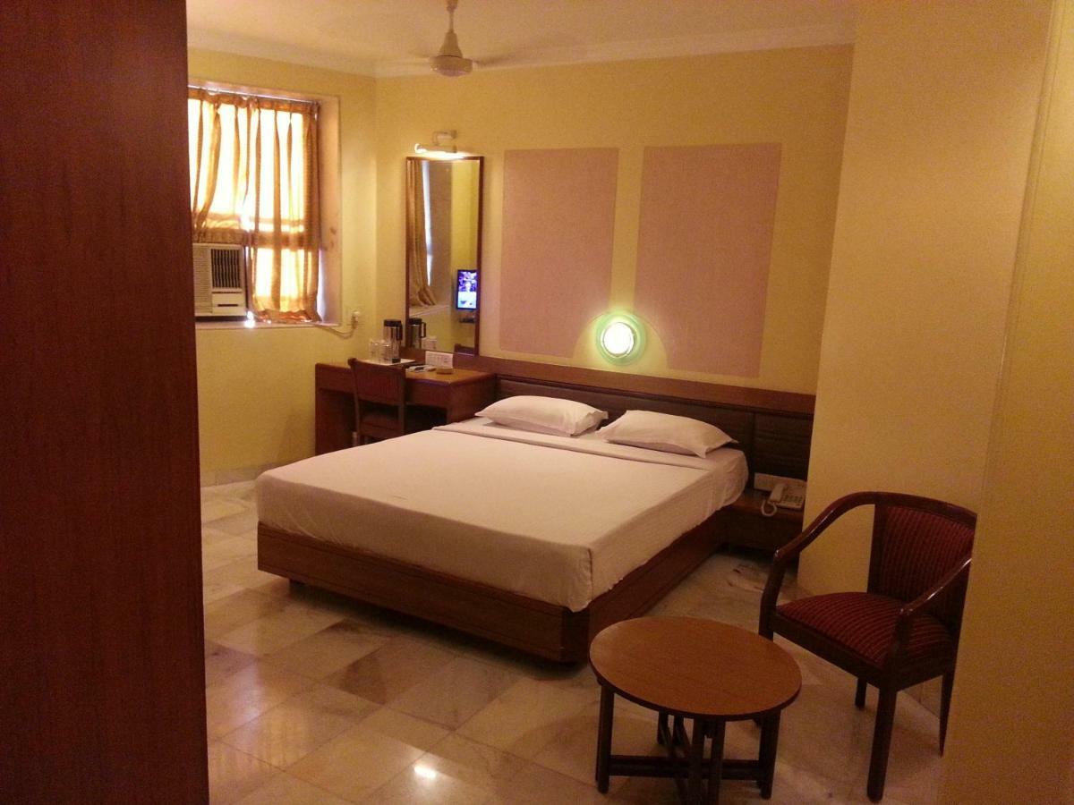 Hotel Ashray International, Sion - Near Bkc Mumbai Ngoại thất bức ảnh