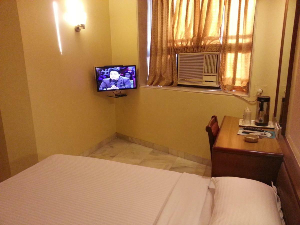 Hotel Ashray International, Sion - Near Bkc Mumbai Ngoại thất bức ảnh